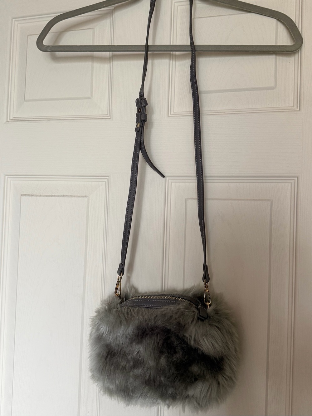 Faux Fur Crossbody Bag in Gray